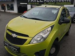 Grün Gebraucht 2011 Chevrolet Spark Kleinwagen | 1.999 € (Guter Preis)