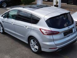 Silber Gebraucht 2019 Ford S-MAX Titanium Van / Kleinbus | 20.999 € (Superpreis)