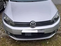 Silber Gebraucht 2010 VW Golf VI Team Limousine | 4.200 € (Guter Preis)