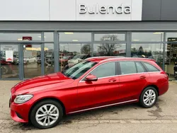 Hyazinthrot metalliclack Gebraucht 2019 Mercedes C180 Avantgarde Kombi | 27.990 € (Etwas zu teuer)