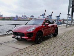 Impulsrot Gebraucht 2015 Porsche Macan Turbo SUV | 49.900 € (Teuer)