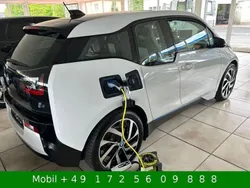 Weiß Gebraucht 2017 BMW i3 Comfort Edition Kleinwagen | 15.999 € (Etwas zu teuer)