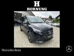 Obsidianschwarz metallic Gebraucht 2024 Mercedes V300 AMG Van / Kleinbus | 84.900 €