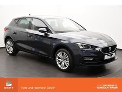Grau Gebraucht 2024 Seat Leon Style Limousine | 27.950 € (Guter Preis)