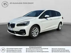 Weiß mineralweiss metallic Gebraucht 2022 BMW 220 Gran Tourer Van / Kleinbus | 29.950 € (Etwas zu teuer)