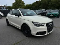Weiß Gebraucht 2011 Audi A1 S-Line Kleinwagen | 10.790 € (Fairer Preis)