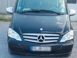 Schwarz Gebraucht 2010 Mercedes Viano Van / Kleinbus | 14.999 € (Fairer Preis)