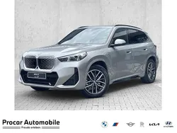 Silber Neu 2025 BMW iX1 M Sport SUV | 57.349 € (Fairer Preis)