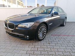 Grau Gebraucht 2011 BMW 740 Sport Line Limousine | 13.900 € (Teuer)