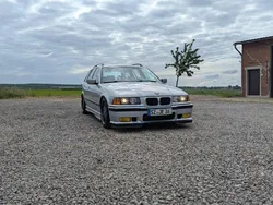 Silber Gebraucht 1997 BMW 323 M Sport Kombi | 11.000 €
