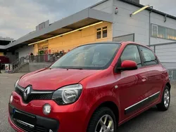 Rot Gebraucht 2015 Renault Twingo Luxe Kleinwagen | 5.500 € (Etwas zu teuer)