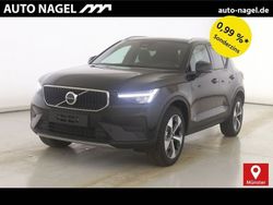 Onyx black / Gebraucht 2024 Volvo XC40 Core SUV | 34.400 € (Guter Preis)