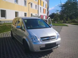 Silber Gebraucht 2003 Opel Meriva Van / Kleinbus | 1.999 € (Fairer Preis)