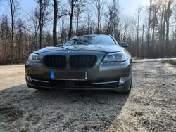 Braun Gebraucht 2013 BMW 530 Kombi | 12.900 € (Guter Preis)