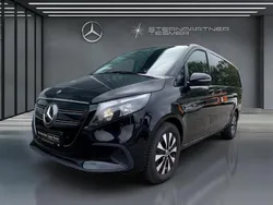 Schwarz Gebraucht 2024 Mercedes EQV300 Van / Kleinbus | 49.900 € (Fairer Preis)