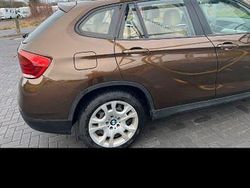 Braun Gebraucht 2010 BMW X1 SUV | 8.600 € (Fairer Preis)