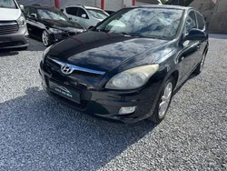 Schwarz Gebraucht 2010 Hyundai i30 Comfort Limousine | 2.399 € (Guter Preis)
