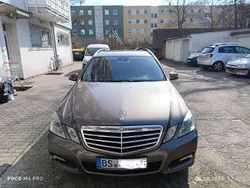 Gebraucht 2010 Mercedes E220 Avantgarde Kombi | 4.990 €