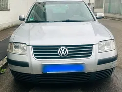 Silber Gebraucht 2002 VW Passat Kombi | 1.950 € (Fairer Preis)