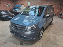 Grau Gebraucht 2020 Mercedes Vito Van | 12.980 € (Guter Preis)