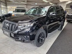Tiefschwarz mica metallic (metallic) Gebraucht 2023 Toyota Land Cruiser TEC-Edition SUV | 64.890 € (Fairer Preis)