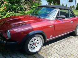 Rot Gebraucht 1985 Fiat 124 Spider Cabrio | 33.000 €