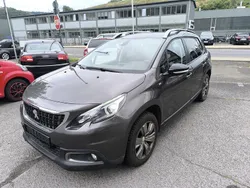 Schwarz Gebraucht 2019 Peugeot 2008 Style SUV | 9.490 € (Guter Preis)