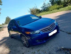 Blau Gebraucht 2010 Honda Accord Executive Limousine | 11.950 €