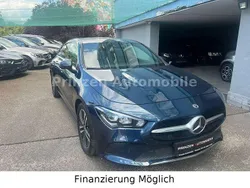 Blau Gebraucht 2020 Mercedes CLA200 Shooting Brake Kombi | 20.990 € (Guter Preis)
