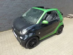 Grün Gebraucht 2018 Smart ForTwo Electric Drive Cabrio | 7.998 € (Guter Preis)