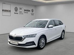 Weiss Gebraucht 2024 Skoda Octavia Style Kombi | 30.870 € (Fairer Preis)