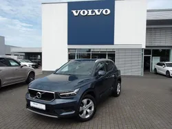 Blau Gebraucht 2022 Volvo XC40 Momentum SUV | 29.900 € (Guter Preis)