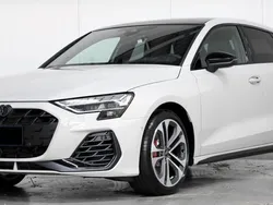 Grau Gebraucht 2024 Audi S3 Sport Limousine | 54.502 € (Etwas zu teuer)