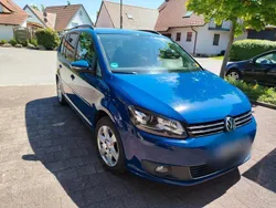 Blau Gebraucht 2012 VW Touran Highline Van / Kleinbus | 7.500 € (Fairer Preis)