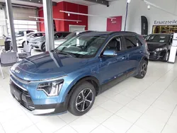 Blau Neu 2025 Kia Niro Vision SUV | 38.980 € (Fairer Preis)