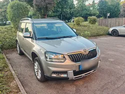 Grau Gebraucht 2015 Skoda Yeti Ambition SUV | 8.800 € (Guter Preis)