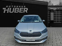 Silber Gebraucht 2024 Skoda Fabia Selection Limousine | 15.999 € (Guter Preis)