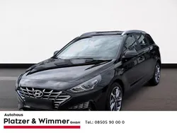 Schwarz Gebraucht 2024 Hyundai i30 Trend Kombi | 23.790 € (Fairer Preis)