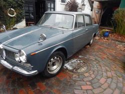 Grau Gebraucht 1963 Alfa Romeo 2600 Limousine | 22.000 €