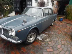 Grau Gebraucht 1963 Alfa Romeo 2600 Limousine | 22.000 €