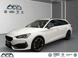 Weiß Gebraucht 2023 Cupra Leon Kombi | 24.338 € (Guter Preis)