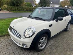 Beige Gebraucht 2010 Mini One Cabriolet Cabrio | 5.999 € (Guter Preis)
