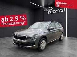 Graphitegrau metallic Gebraucht 2025 Skoda Kamiq Essence SUV | 26.790 € (Fairer Preis)