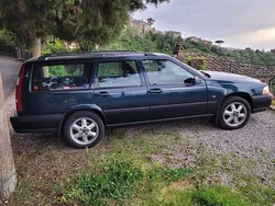 Grün Gebraucht 1998 Volvo XC70 SUV | 11.270 €