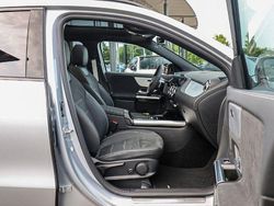 Silber / hightechsilber Gebraucht 2025 Mercedes GLA180 AMG SUV | 39.990 € (Fairer Preis)