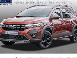 Braun Gebraucht 2020 Dacia Duster Celebration SUV | 13.410 € (Fairer Preis)