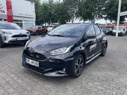 Schwarz Neu 2025 Toyota Yaris Hybrid Comfort Limousine | 25.990 € (Fairer Preis)