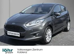Grau Gebraucht 2017 Ford Fiesta Titanium Kleinwagen | 10.980 € (Guter Preis)