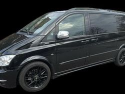 Schwarz Gebraucht 2012 Mercedes Viano Edition Van / Kleinbus | 21.075 € (Teuer)
