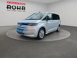 Reflex silber metallic Gebraucht 2024 VW T7 Life Van | 51.660 € (Superpreis)